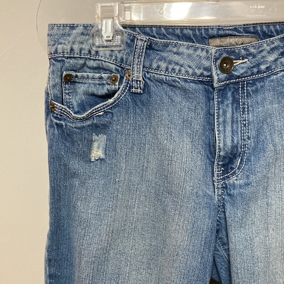 Apt 9 Distressed Jean shorts size 10 - Picture 3 of 10